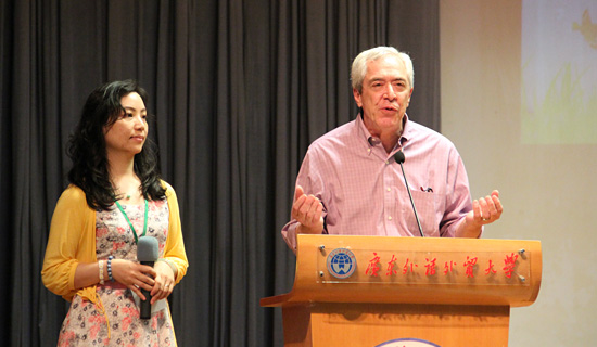 John致辞,为学员感到自豪