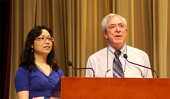 John讲话,陈艳翻译