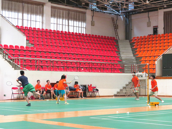 快乐夏令营羽毛球课
